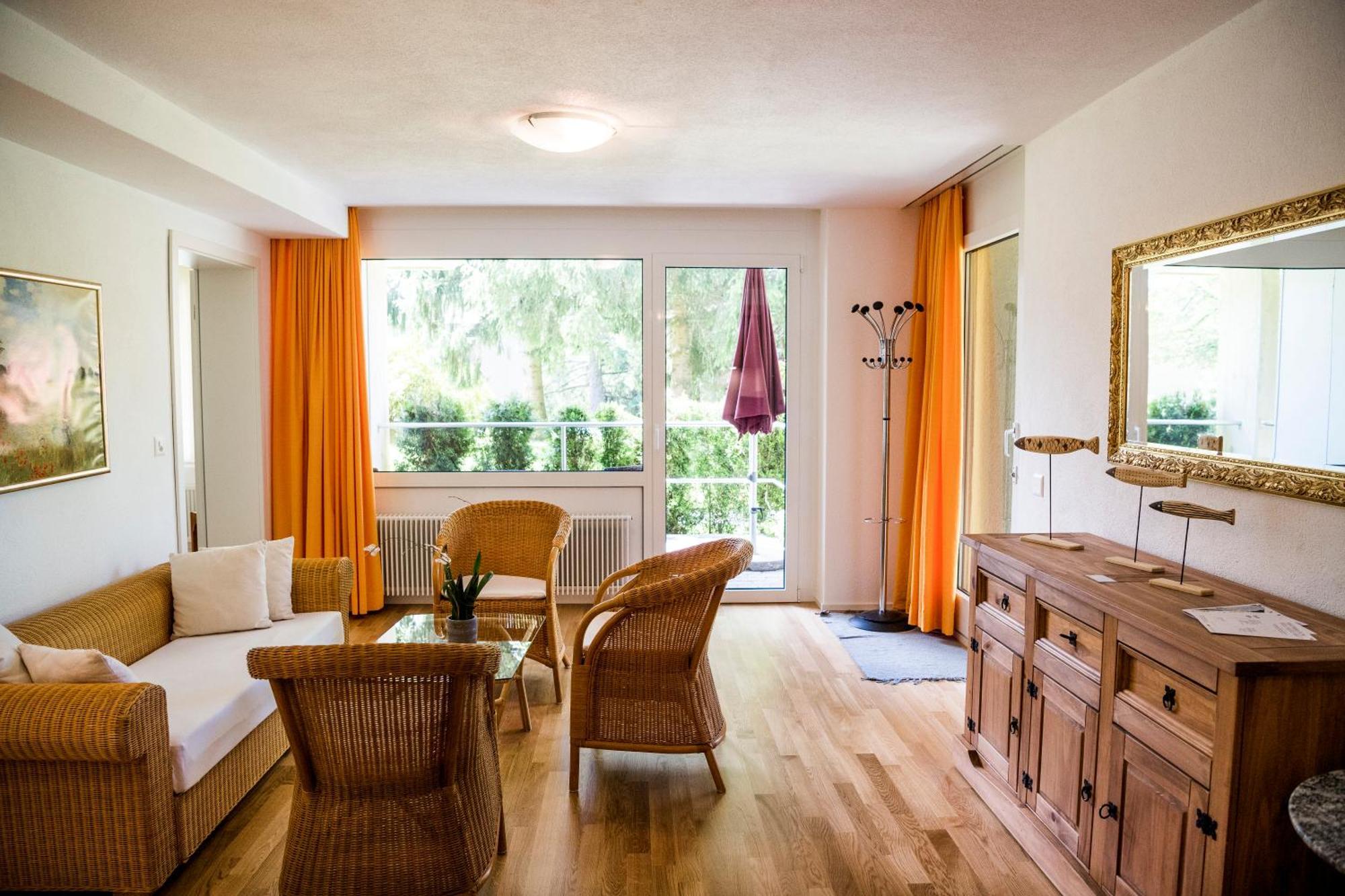Hotel & Bildungszentrum Matt Schwarzenberg ภายนอก รูปภาพ
